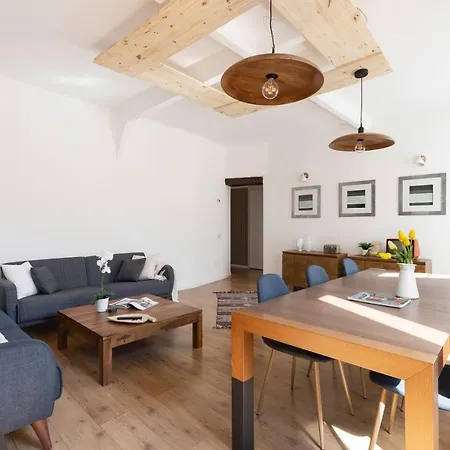 Casanina - The House Of Travelers Apartment Como