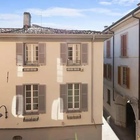 Casanina - The House Of Travelers Apartment