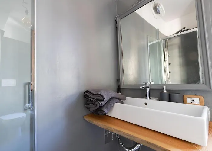 Casanina - The House Of Travelers * Como