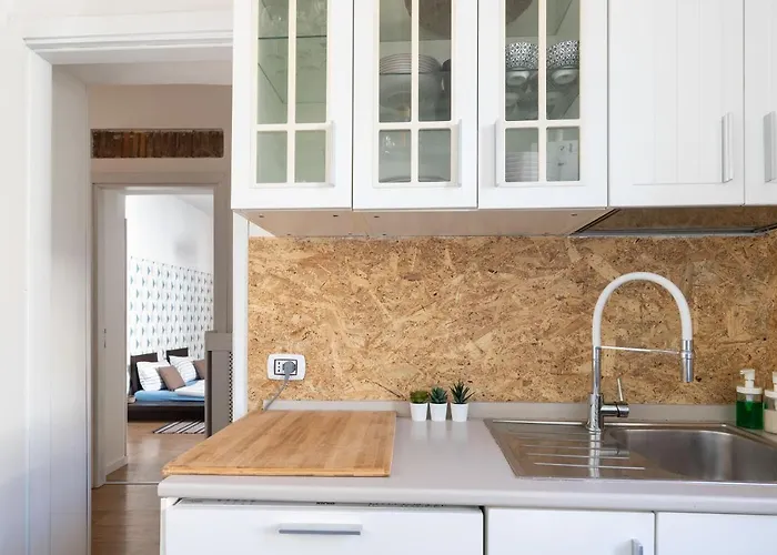 Casanina - The House Of Travelers