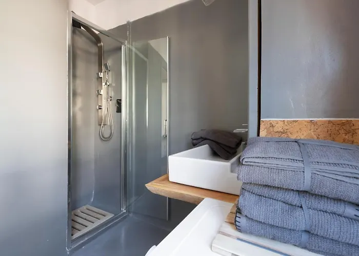 Casanina - The House Of Travelers Daire