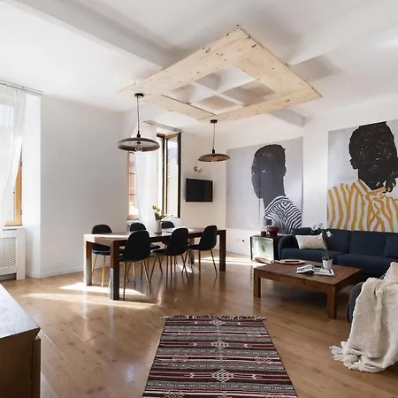 Casanina - The House Of Travelers Apartamento *