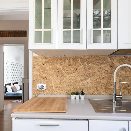 Casanina - The House Of Travelers