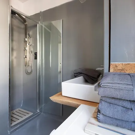 Casanina - The House Of Travelers Apartamento